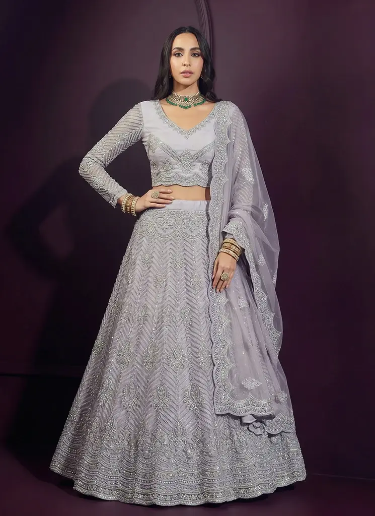 lehengacholi1094_bcde77c2-cb2f-4cb3-9c50-aaf39ee2bf40_1024x1024.webp